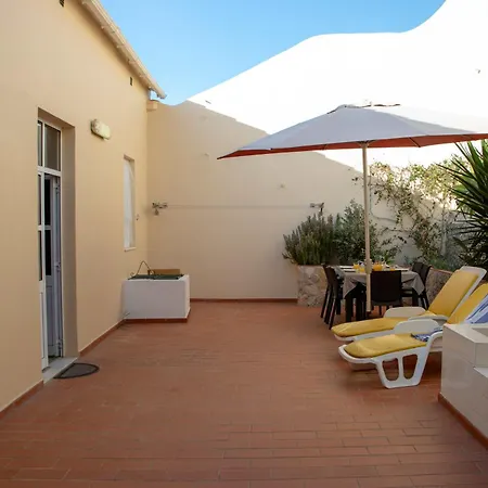 Casa Amarela By Urban Beach Rentals *
