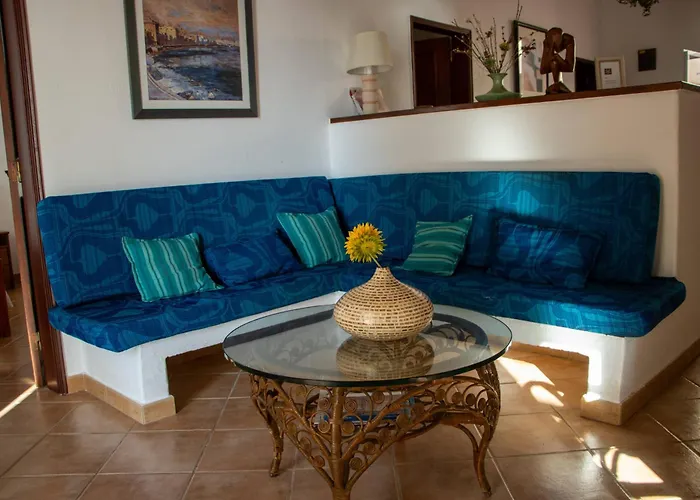 Urban - Casa Amarela Carvoeiro (Lagoa)