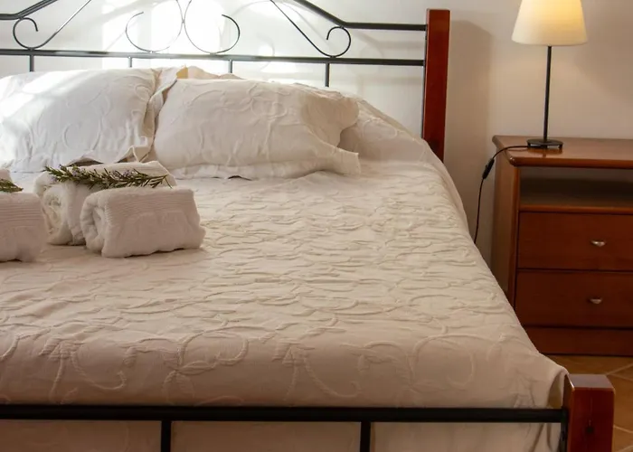 Urban - Casa Amarela Semesterbostad Carvoeiro (Lagoa)