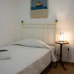 Urban - Casa Amarela بيت للعطل