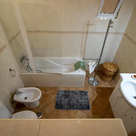 Urban - Casa Amarela